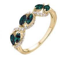 Natural Color Change Alexandrite Diamond Ring in 14K Yellow Gold